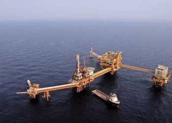 Cierra petróleo mexicano la semana con ligera alza