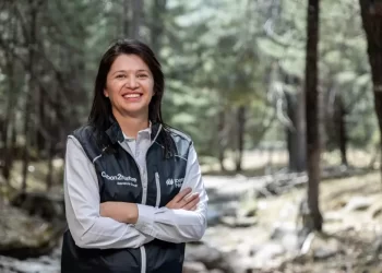 Carla Hernández destaca que se trabaja muy de cerca con las comunidades para garantizar el máximo beneficio de los proyectos desarrollados por C2N.