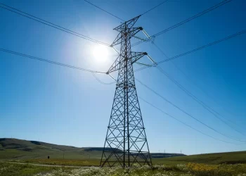 CFE invierte 81 mil millones de dólares para blindar suministro eléctrico en el norte del país