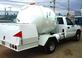 Inicia CNE verificación de balizado con QR en transporte de combustibles