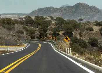 Coloca FIBRAeMX 10.2 mmmdp para capitalizar participación en activos de transporte