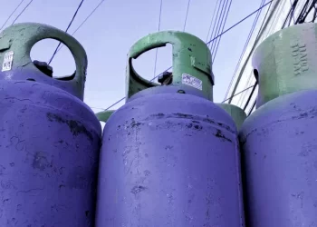 Presenta Comisión antimonopolio demanda colectiva contra 53 distribuidoras de gas LP por daño a consumidores