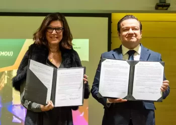 Firman Pemex y Petrobras memorándum de entendimiento para cooperación petrolera
