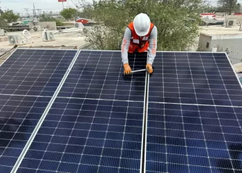 Ha conectado CFE más de 5 mil hogares al programa Techos solares del Bienestar en Baja California
