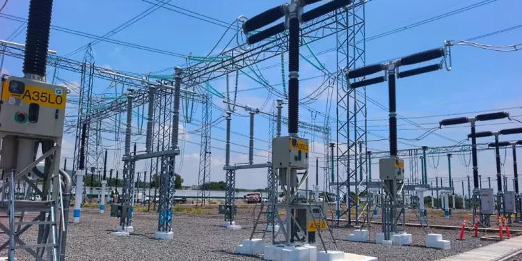Pone CFE en operación línea de transmisión para parque industrial en Querétaro