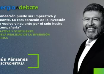 Energia Debate banner: smiling man in a suit on the right, blue‑green branding, and a Spanish quote about planning and investment; text shows 'Jesús Pármanes' and 'ELECTROMETRÍA' framed in green brackets.