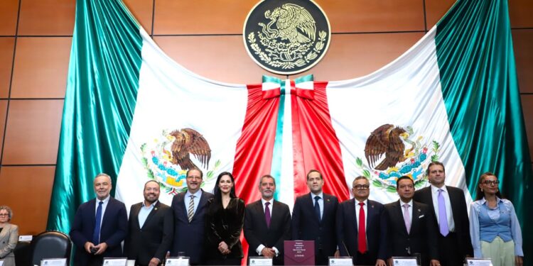 Paquete Económico 2027: inversión física se igualará con gasto en programas sociales 