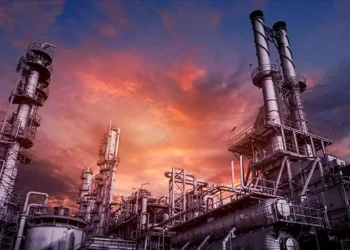 Reino Unido busca acuerdos con socios europeos para liberar inventarios de diésel